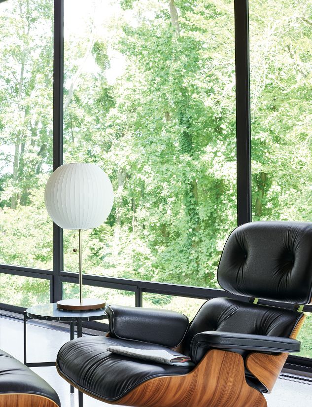 开云（中国） - 灯饰|台灯|办公家具|设计师家具|纳尔逊球形莲花台灯